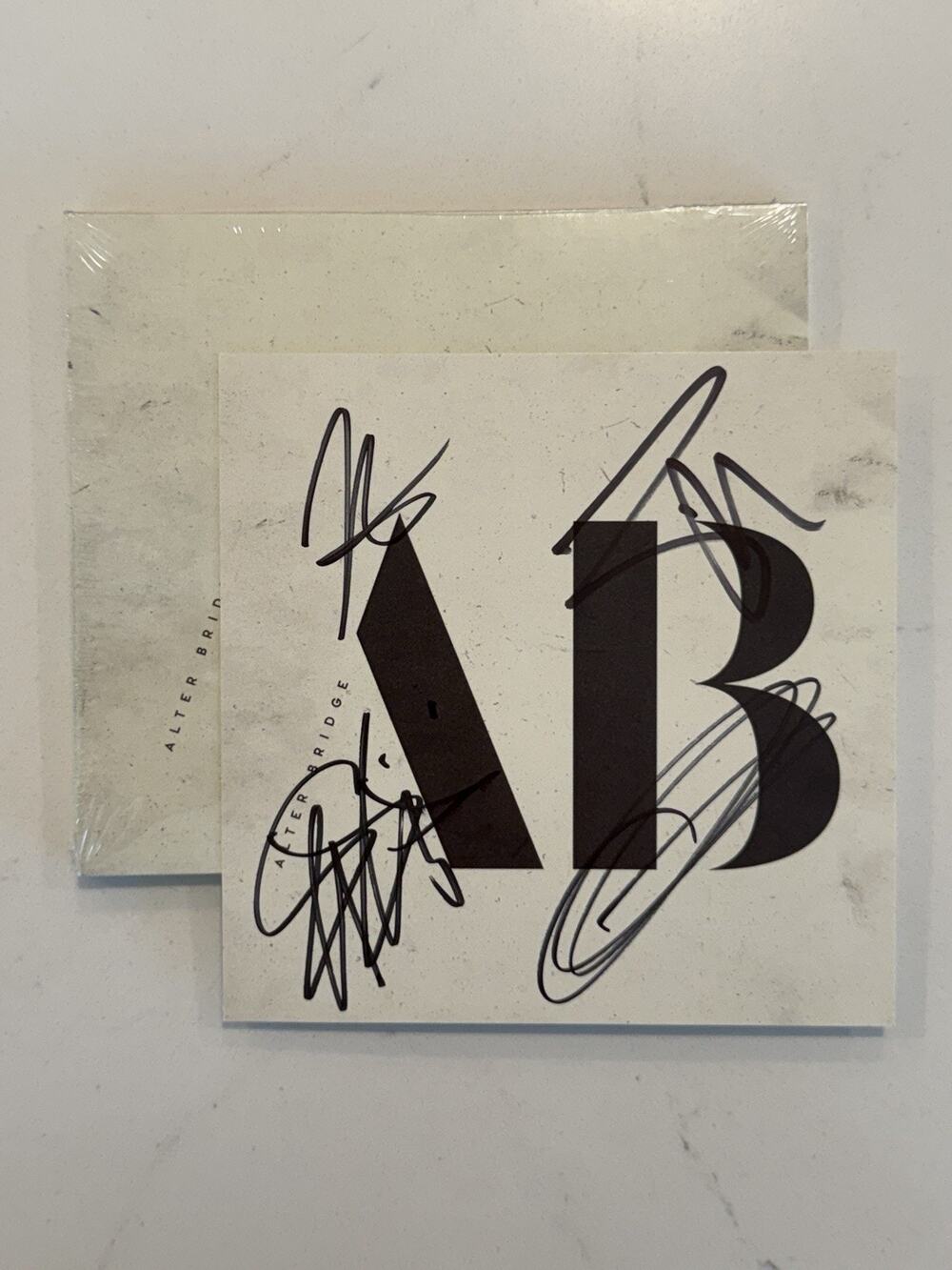 ALTER BRIDGE "AB" SIGNED CD W/ SIGNED CARD MYLES KENNEDY-TREMONTI-SCOTT-BRIAN 10